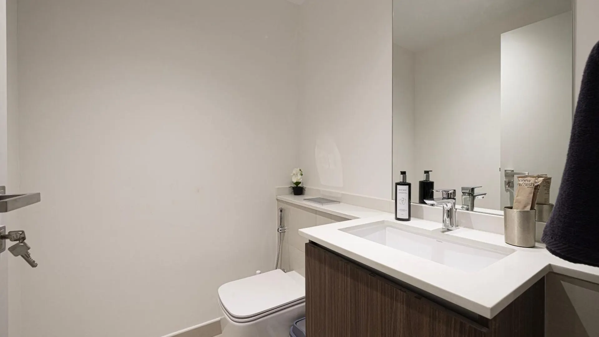 1Br Forest Blues By Blue Cloud Holidays Sharjah 0*,