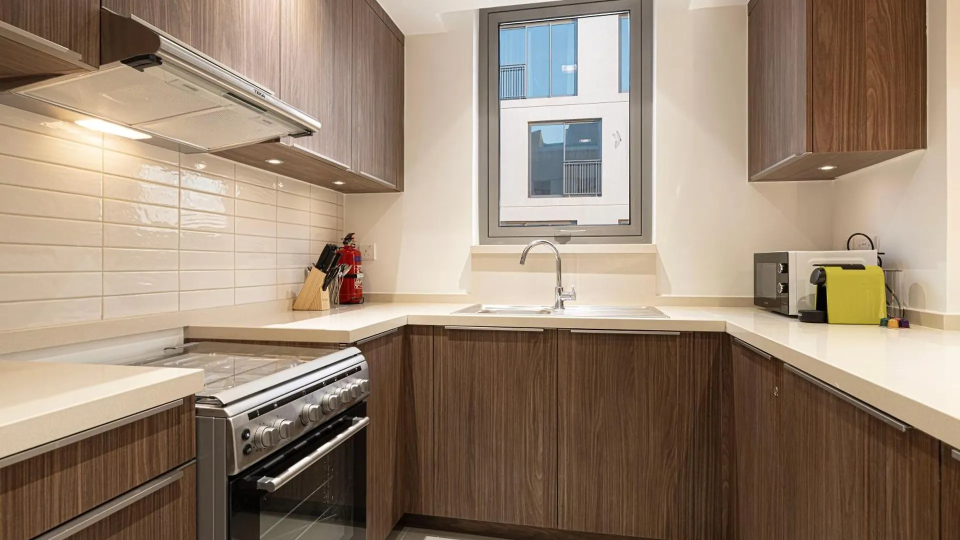 1Br Forest Blues By Blue Cloud Holidays Sharjah 0*,
