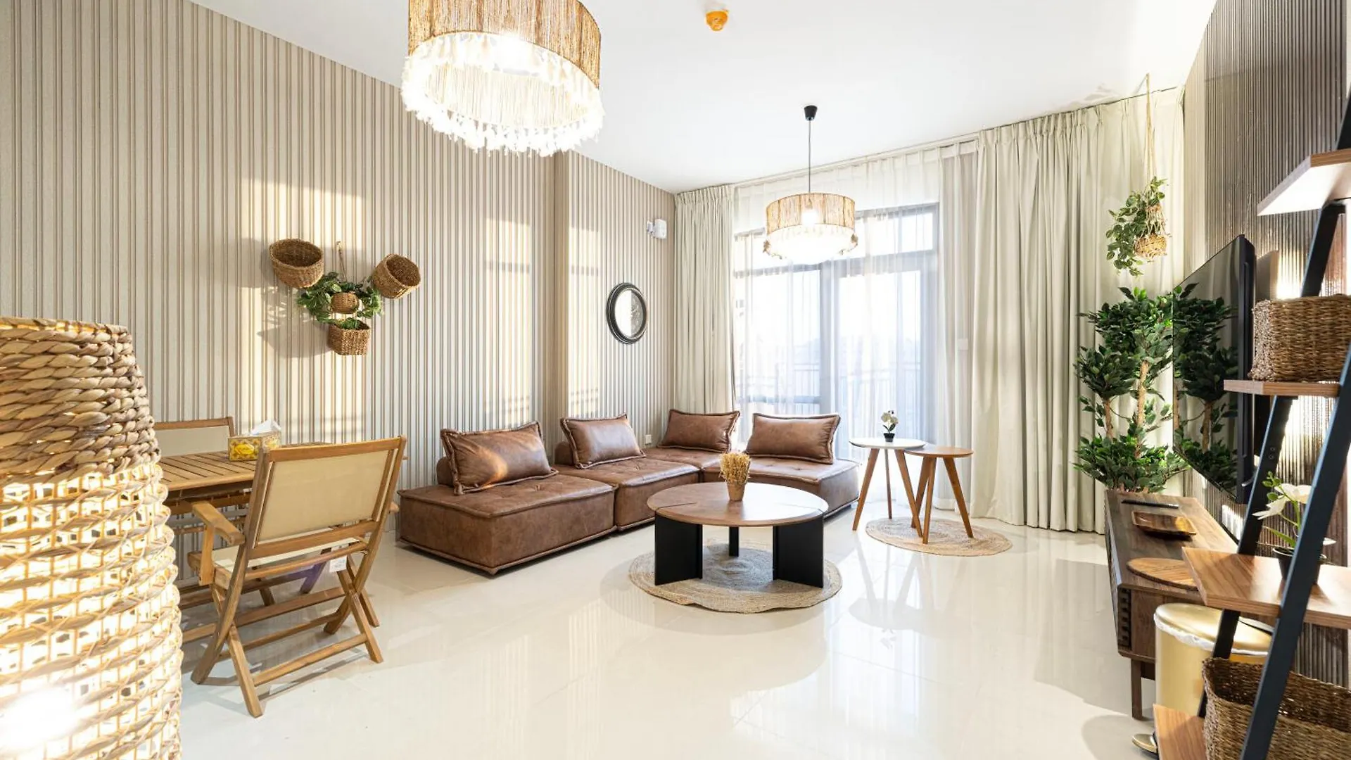 1Br Forest Blues By Blue Cloud Holidays Sharjah